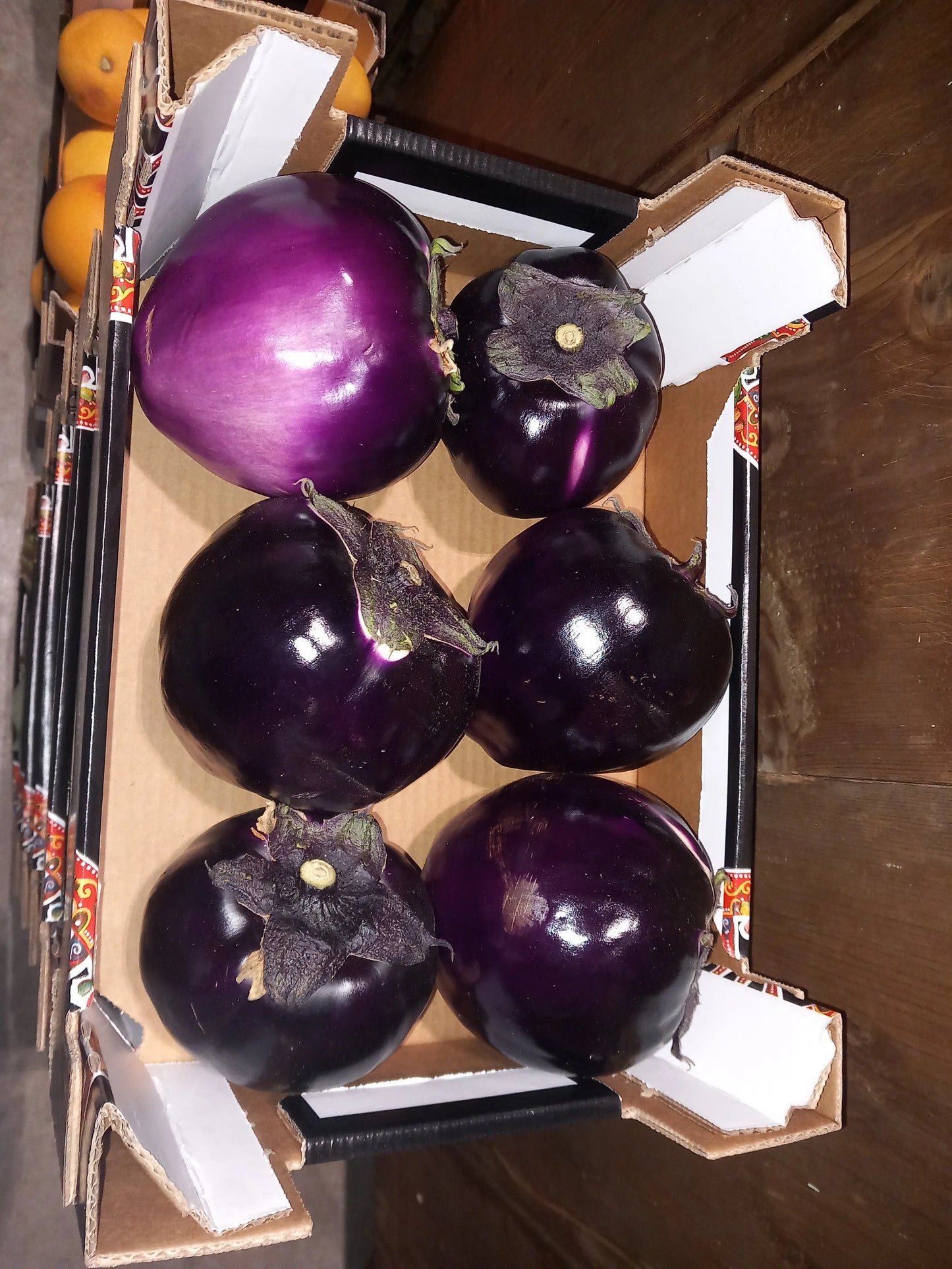 Caissette 5kg Aubergines siciliennes violettes grande taille (Disponibilité: novembre à mars) Les Saveurs de Sicile