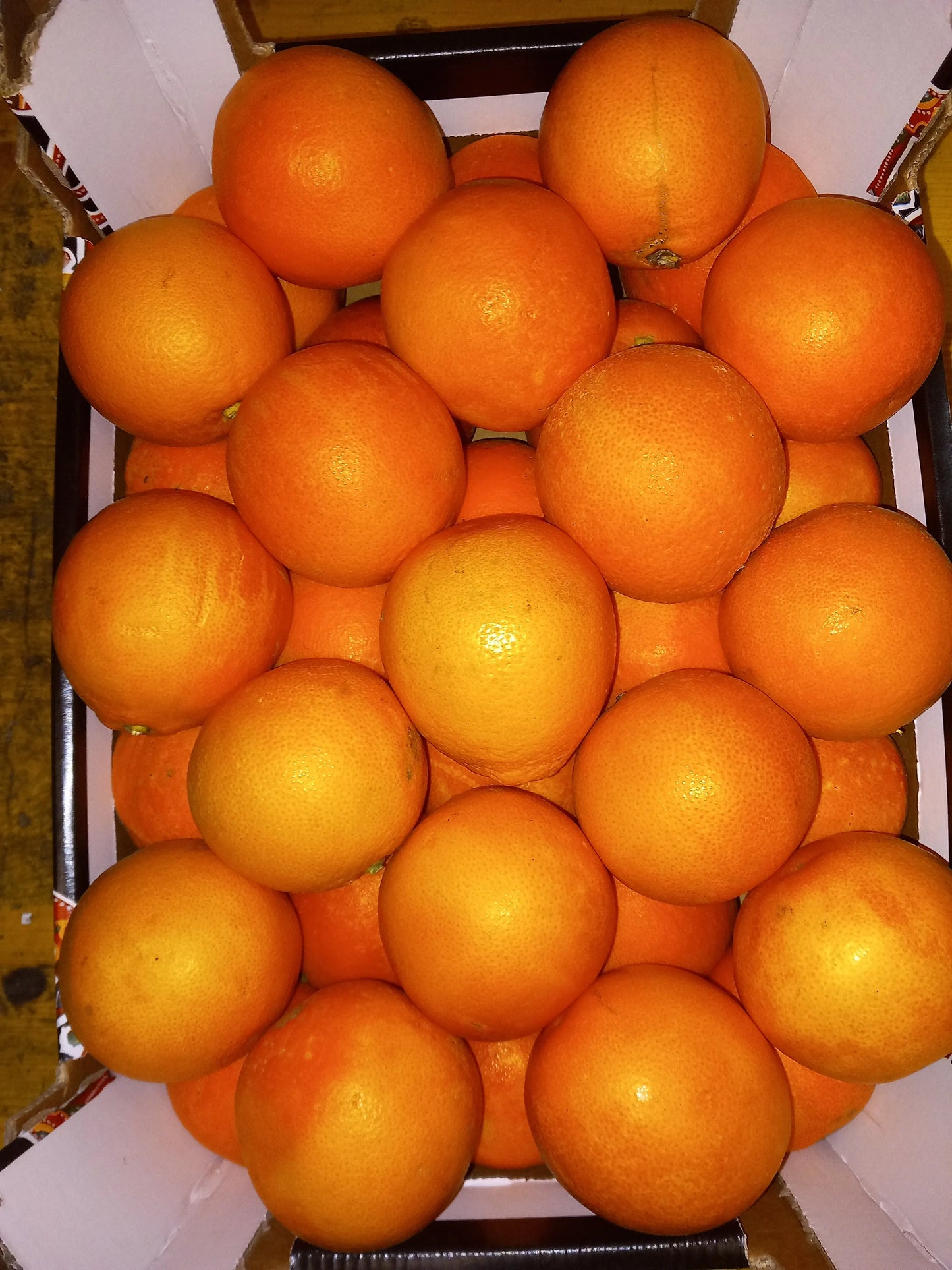 Caissette 7kg Oranges semi- sanguines Tarocco de Sicile, ''Non traités''(Disponibilité: Décembre à Février) Les Saveurs de Sicile