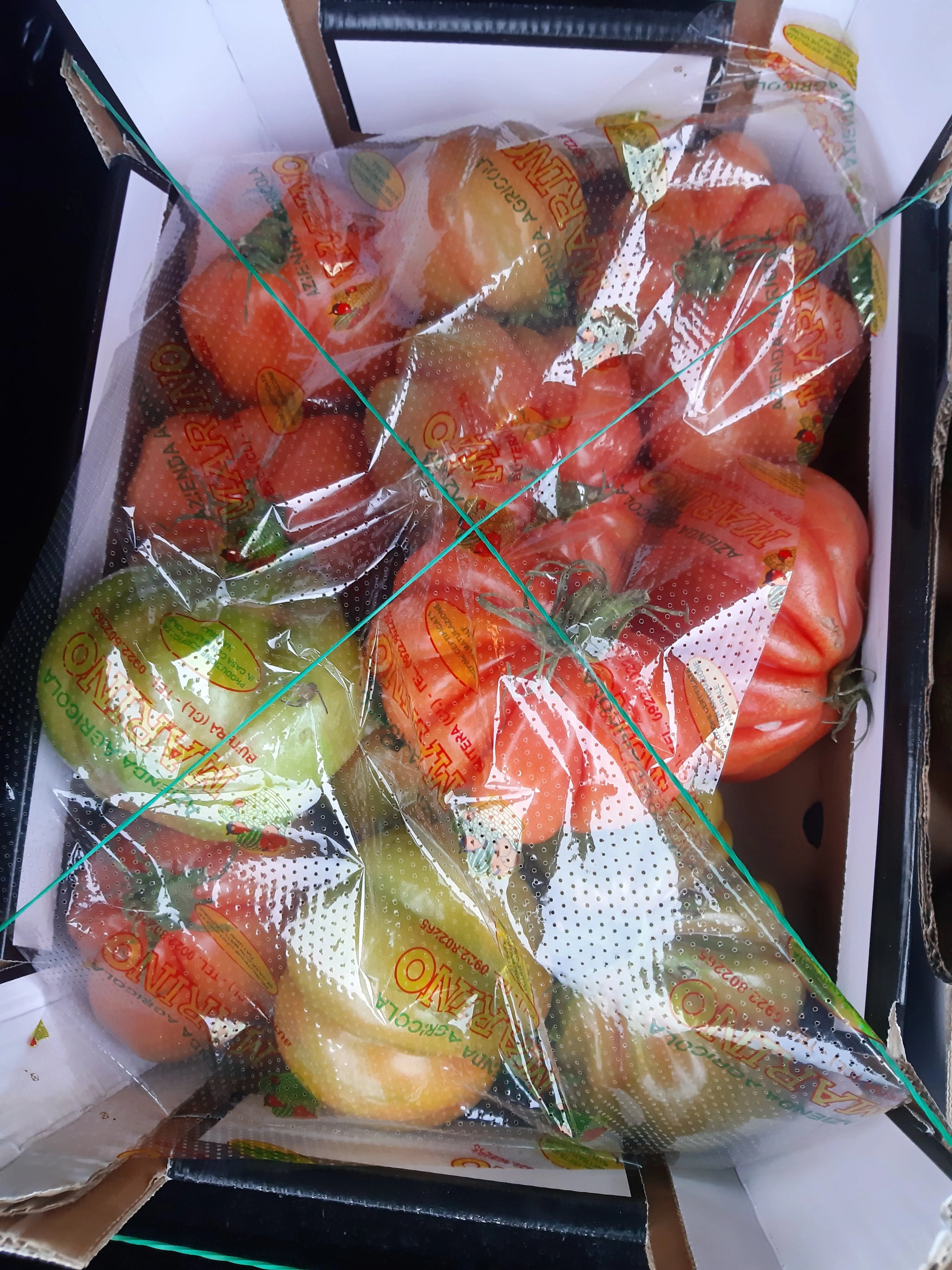 Caissette 6kg selon taille Tomates Coeur de Boeuf Siciliennes (Disponibilité: novembre à mars) Les Saveurs de Sicile